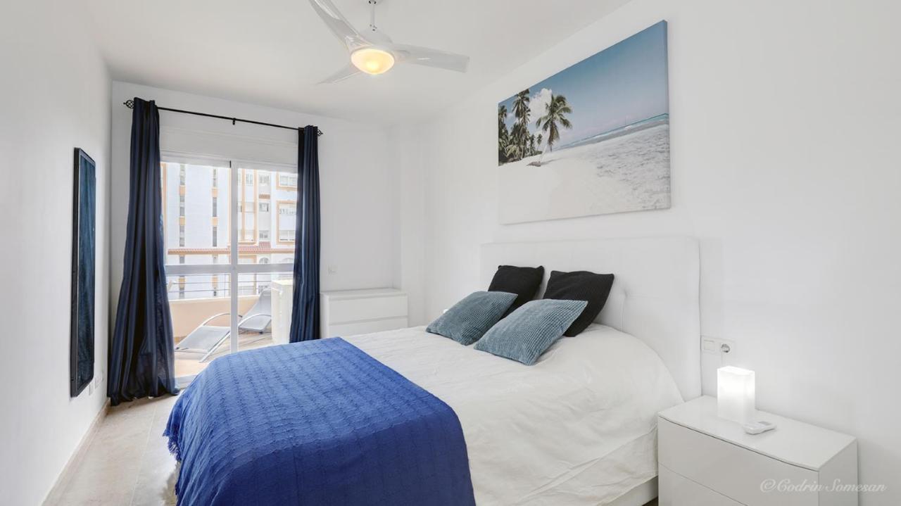 Cozy Apartment Overlooking Estepona'S Marina! Exterior photo