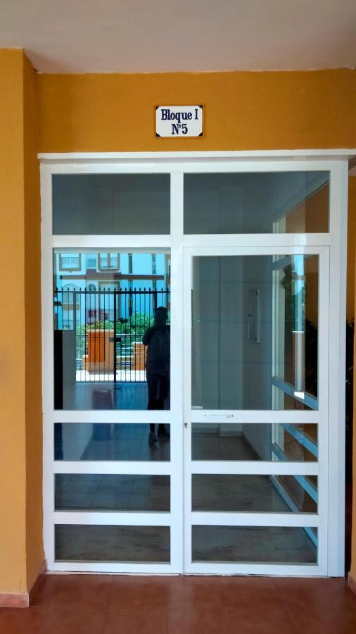 Cozy Apartment Overlooking Estepona'S Marina! Exterior photo